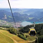 Seestern * Strobl